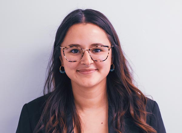 Dessaray - Office Manager